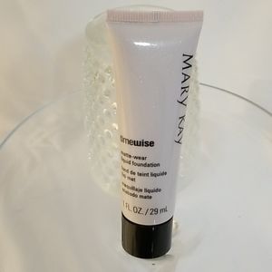 Mary Kay Timewise Matte-wear Foundation